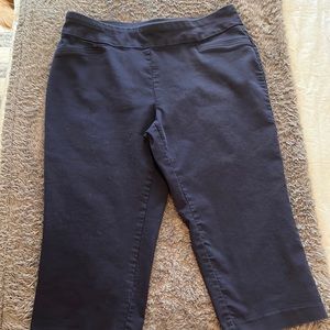 Blue Croft and barrow capris